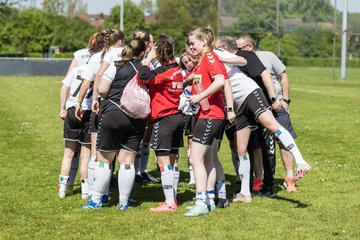 Bild 43 - F SV Henstedt Ulzburg - SV Fortuna Boesdorf : Ergebnis: 3:1